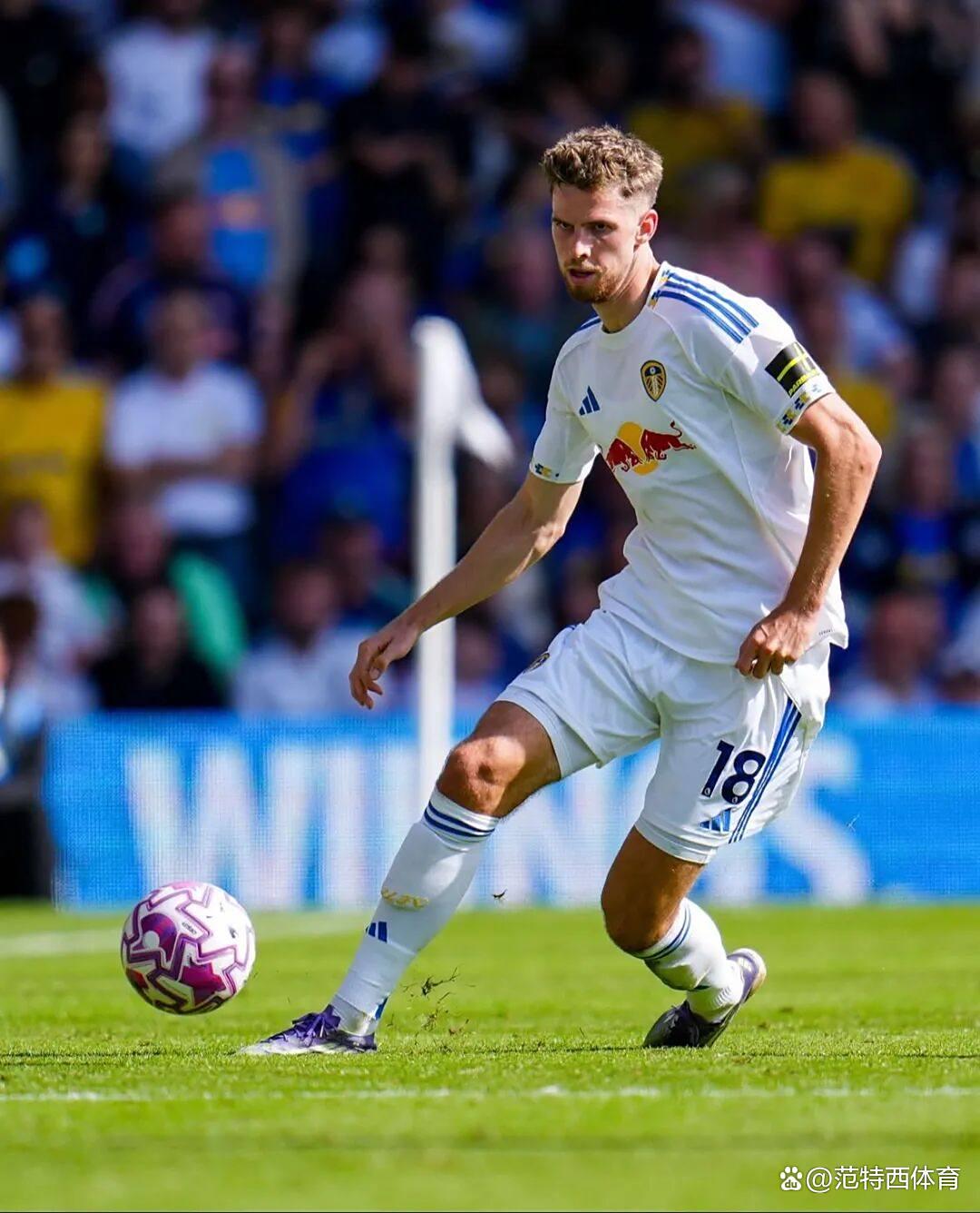 九游官网-清晨体能课后，巴塞罗那战术微调备战英超，媒体盛赞，高层口径保持一致(巴塞罗那参加英超吗)