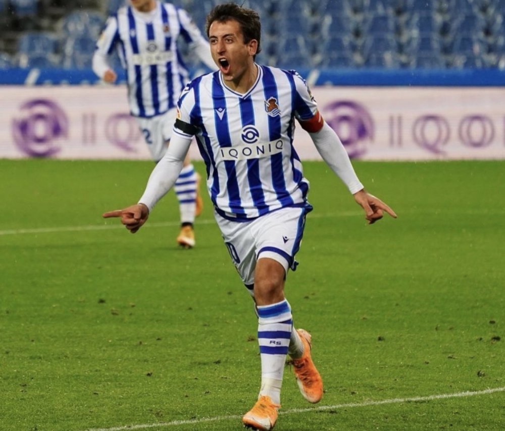 九游游戏平台-包含刚刚！风云突变新疆广汇今晨绝杀压哨皇家社会再遭质疑，转会期武汉三镇豪取连胜的词条